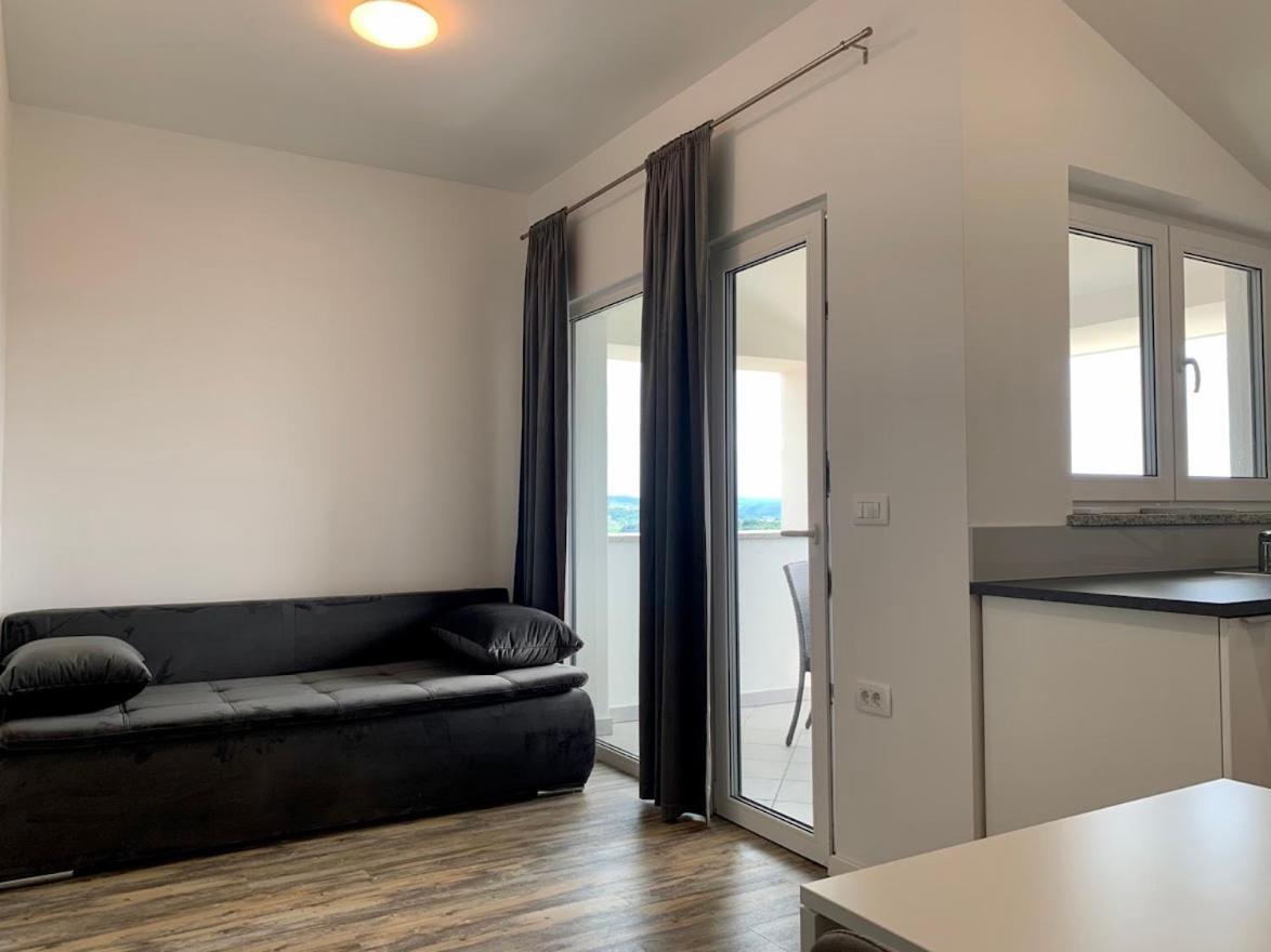 Appartement Zakinja *